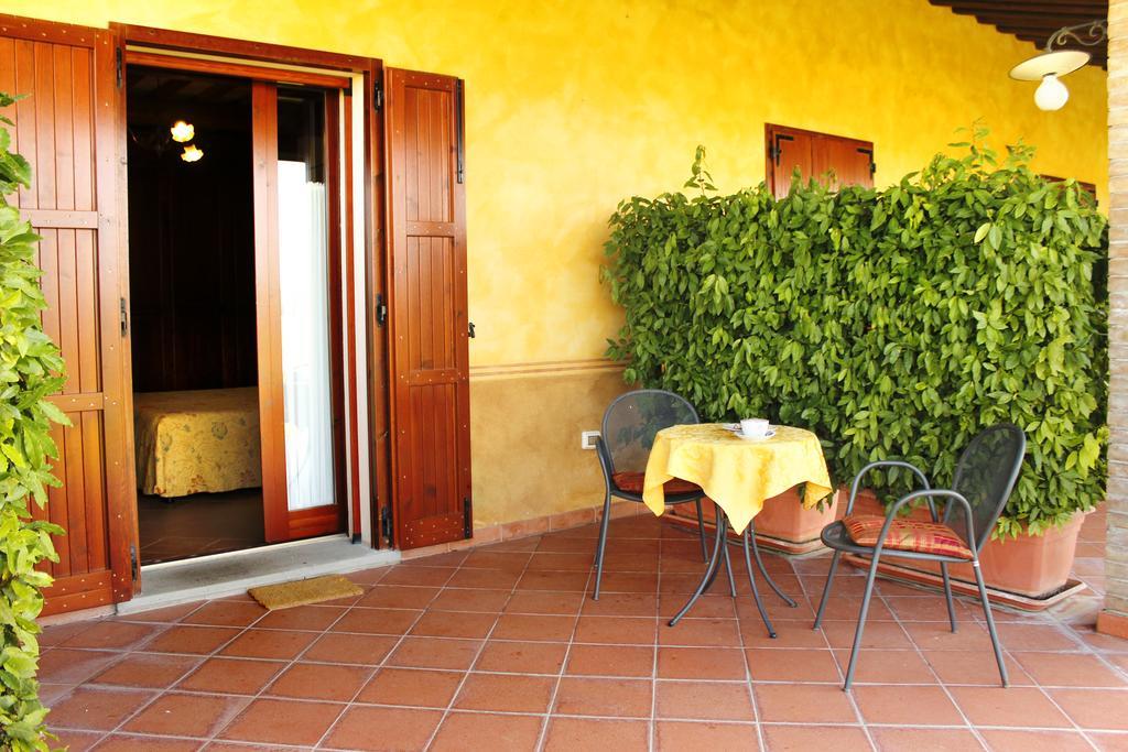 Agriturismo Giuncola & Granaiolo Rispescia Exterior foto