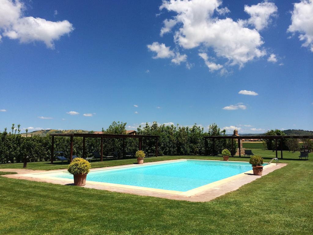 Agriturismo Giuncola & Granaiolo Rispescia Exterior foto